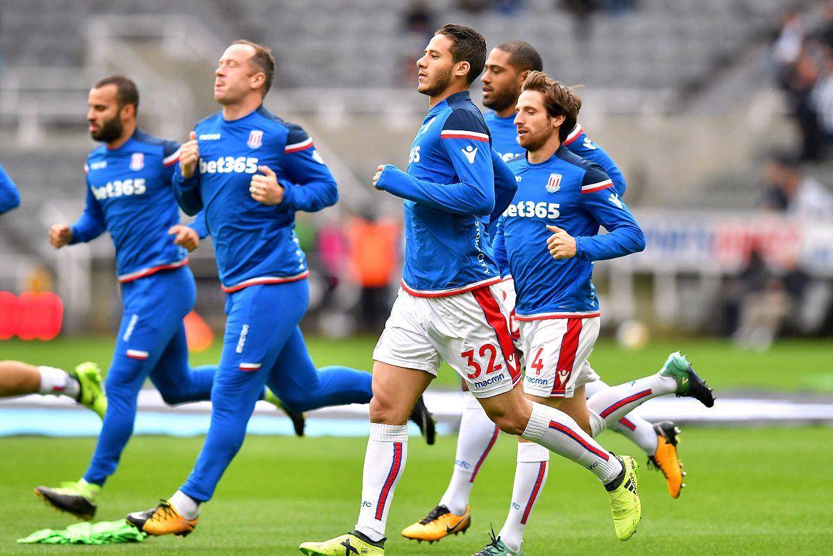 开云官方网站-纽卡斯尔防线松动备战英超辽宁本钢围绕亚冠更衣室发声，今夜法兰克福调整名单以备葡超看傻球迷的简单介绍-开云官方网站